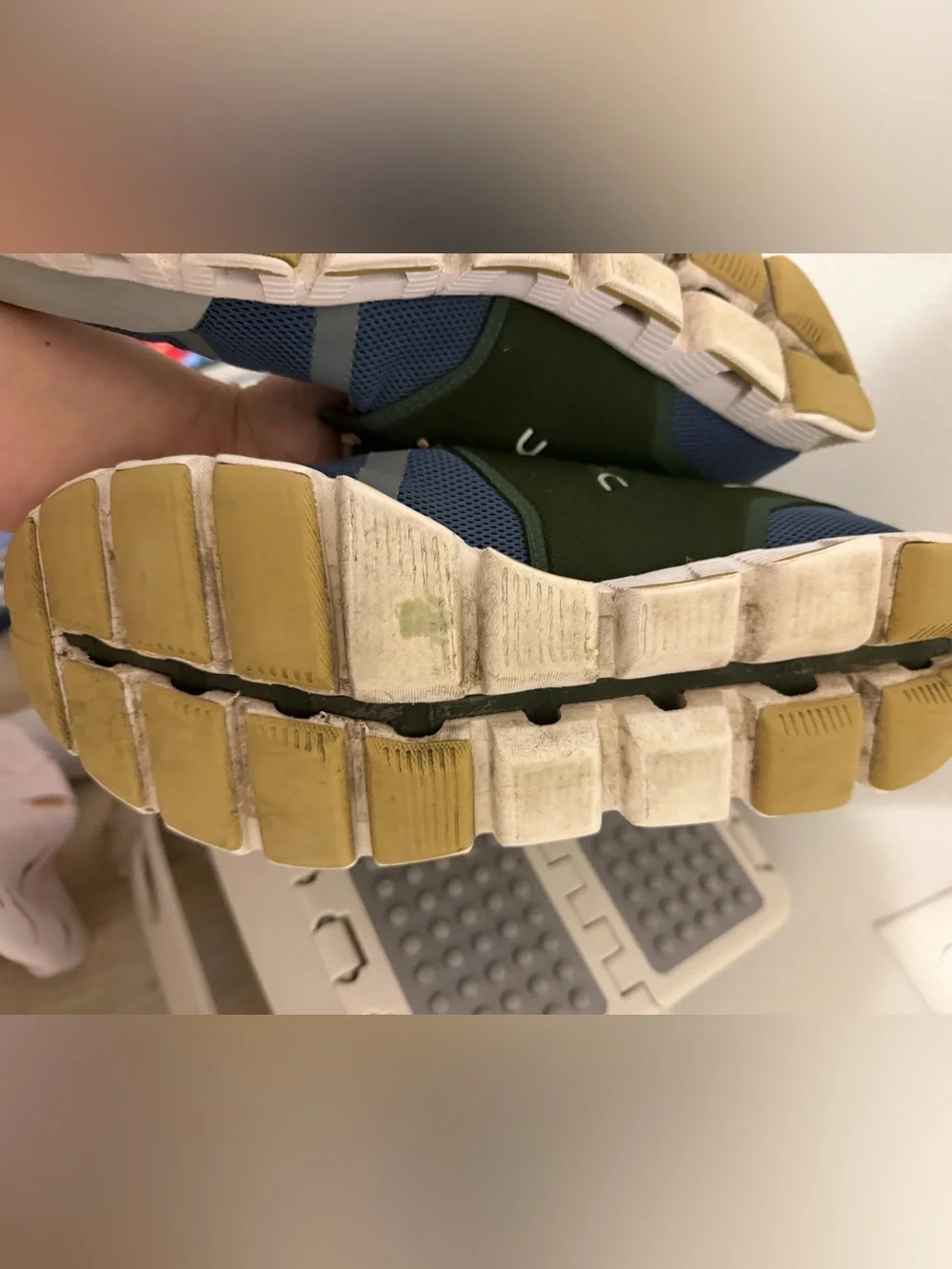 On Mens Swiss Engineering Cloud Blue Green Running Shoes Sneakers Size 10.5